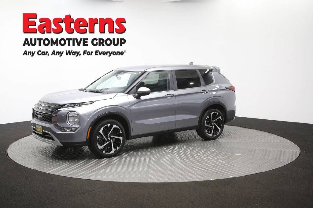 Used 2024 Mitsubishi Outlander SE AWD/4WD image 58