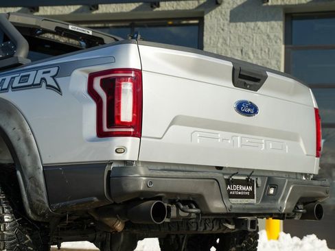 Used 2018 Ford F150 Raptor image 17