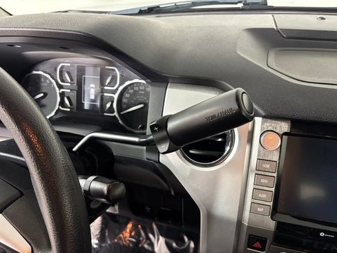 Used 2020 Toyota Tundra SR5 AWD/4WD image 25