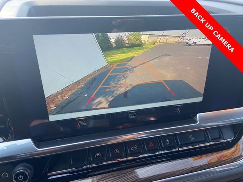 Certified 2024 Chevrolet Silverado 1500 LT Trail Boss w/ Convenience Package II image 3