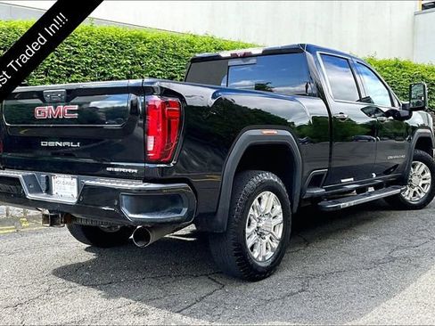 Used 2020 GMC Sierra 2500 Denali w/ Denali Ultimate Package AWD/4WD image 2