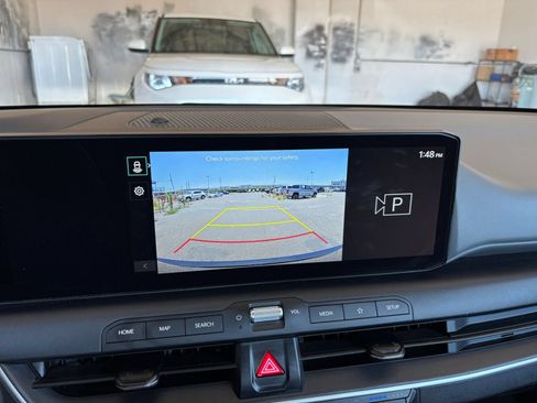 Used 2025 Kia K4 FWD image 22