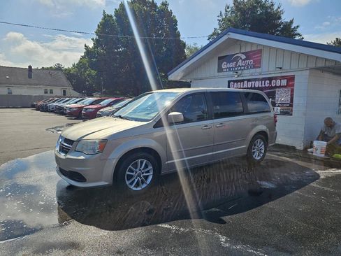 Used 2013 Dodge Grand Caravan SXT FWD image 5