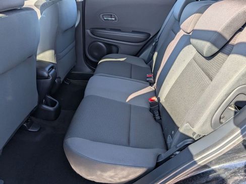 Used 2019 Honda HR-V LX image 40