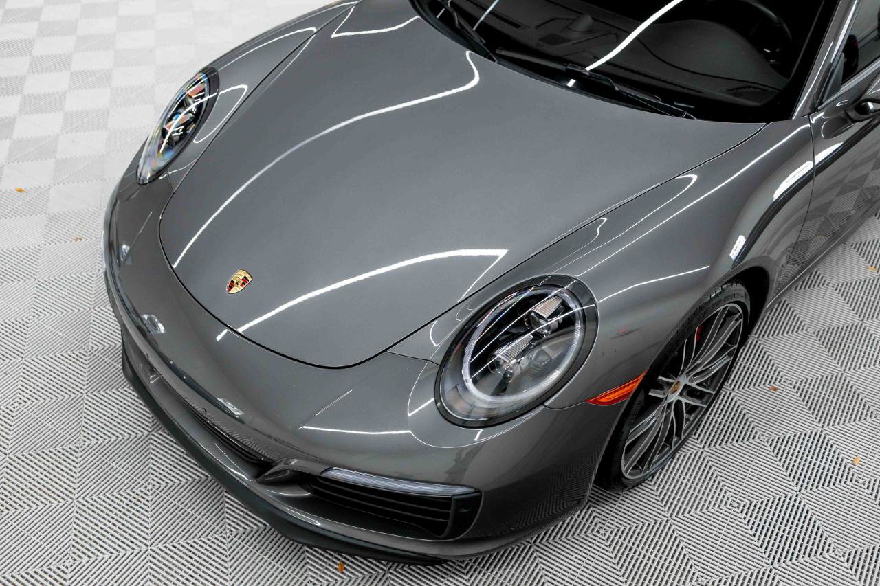 Used 2018 Porsche 911 Carrera S RWD image 18