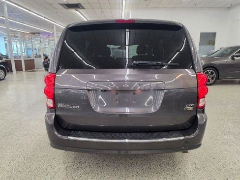 Used 2019 Dodge Grand Caravan GT FWD image 5