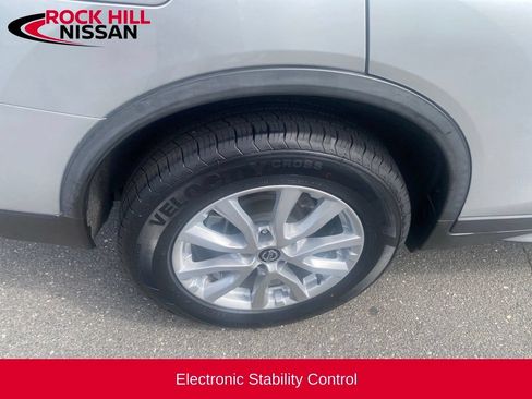 Certified 2020 Nissan Rogue SV AWD/4WD image 12