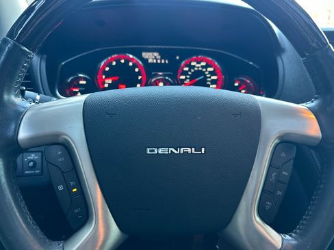 Used 2014 GMC Acadia Denali image 30