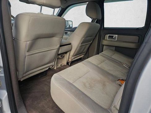 Used 2010 Ford F150 XLT image 11