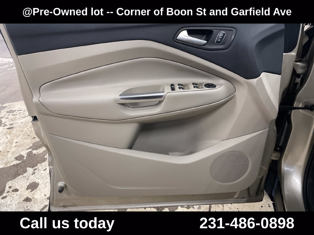 Used 2018 Ford Escape SE AWD/4WD image 14