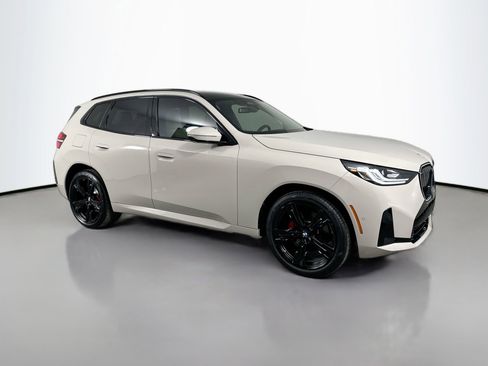 New 2026 BMW X3 xDrive30 image 3