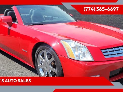 Used 2007 Cadillac XLR image 1