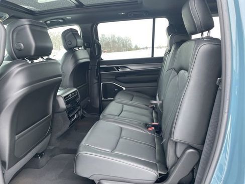 New 2026 Jeep Grand Wagoneer Limited image 10