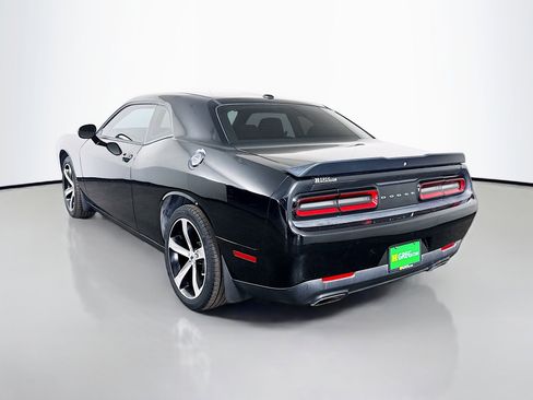 Used 2018 Dodge Challenger SXT w/ Blacktop Package image 7