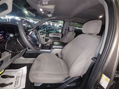 Used 2020 Ford F250 XLT w/ FX4 Off-Road Package image 14