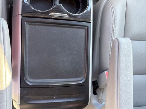 Used 2020 Toyota Sienna XLE image 14