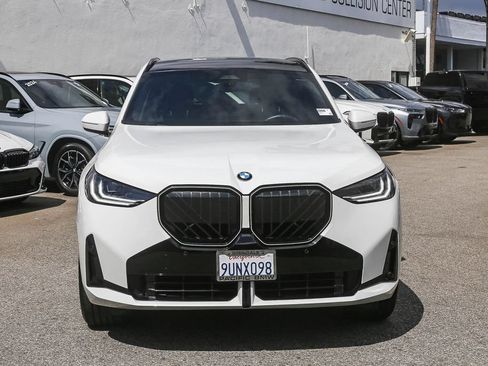 Used 2026 BMW X3 xDrive30i w/ M Sport Package AWD/4WD image 2