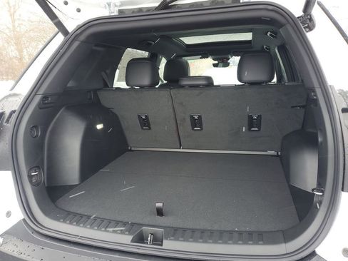 New 2026 GMC Terrain Elevation w/ Elevation Premium Package image 8