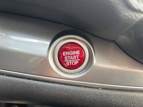 Used 2015 Honda CR-V EX image 17