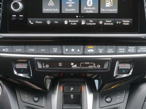 Used 2025 Honda Odyssey EX-L image 14