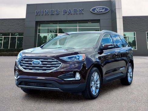 Used 2024 Ford Edge Titanium AWD/4WD image 3