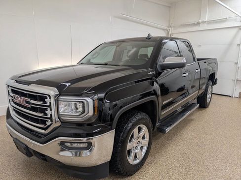 Used 2018 GMC Sierra 1500 SLT image 2