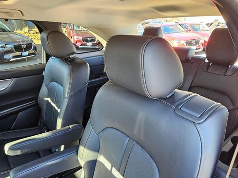 Certified 2024 MAZDA CX-90 Plug-In Hybrid w/ Premium Pkg image 16