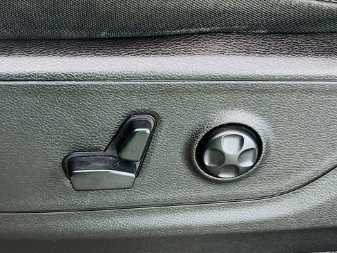 Used 2020 RAM 1500 Big Horn image 19