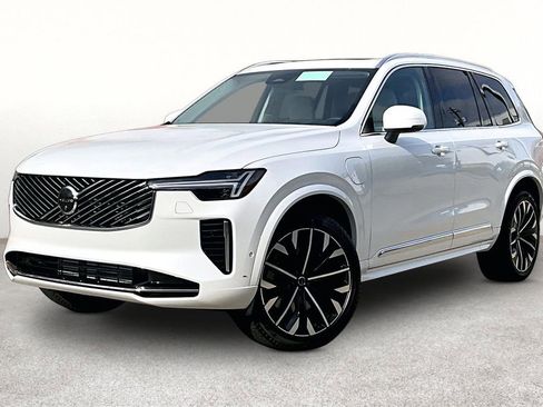 New 2026 Volvo XC90 T8 Ultra w/ Protection Package Premier AWD/4WD image 2