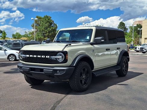 Used 2025 Ford Bronco Outer Banks AWD/4WD image 7