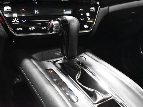 Used 2021 Honda HR-V EX-L image 19