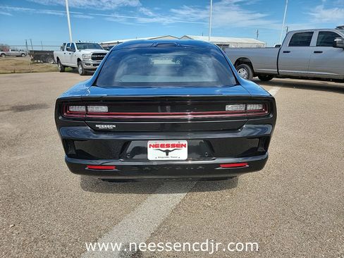 New 2025 Dodge Charger Daytona R/T w/ Plus Group image 8