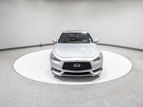 Used 2017 INFINITI Q60 Red Sport 400 image 22