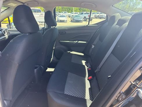 Used 2020 Nissan Versa S FWD image 10