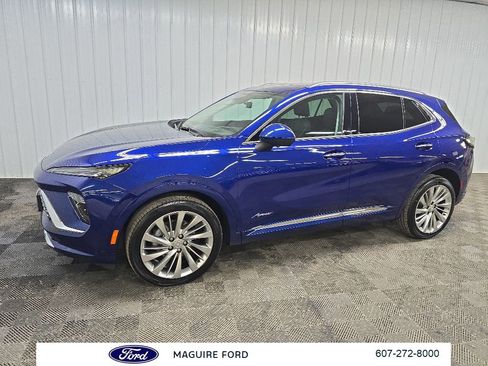 Used 2024 Buick Envision Avenir AWD/4WD image 7