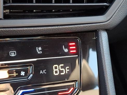 Certified 2025 Volkswagen Jetta GLI Autobahn w/ GLI Black Package image 26