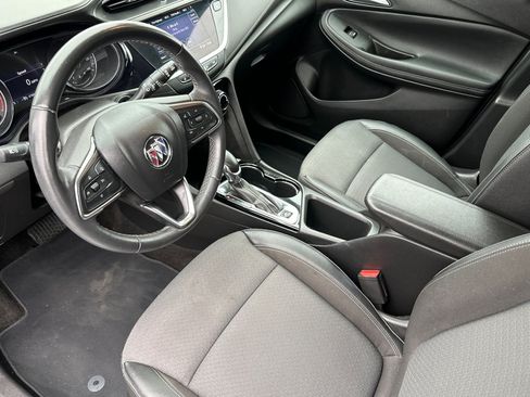 Used 2022 Buick Encore GX Preferred w/ Cold Weather Comfort Package AWD/4WD image 11