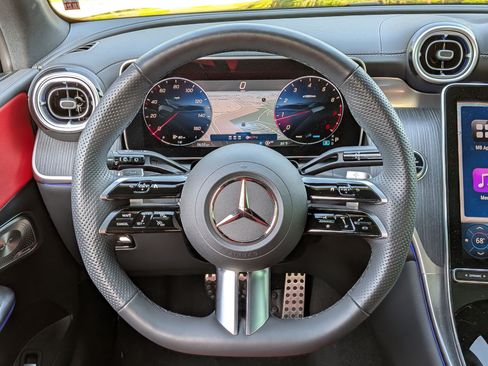 Certified 2025 Mercedes-Benz GLC 300 4MATIC image 14