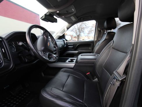 Used 2015 Chevrolet Silverado 1500 LTZ Z71 w/ Midnight Edition image 6