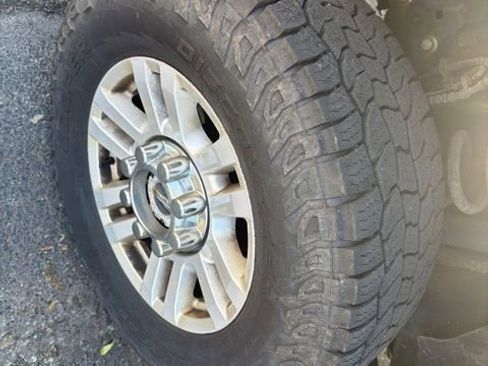 Used 2019 Ford F350 XLT w/ XLT Value Package AWD/4WD image 14