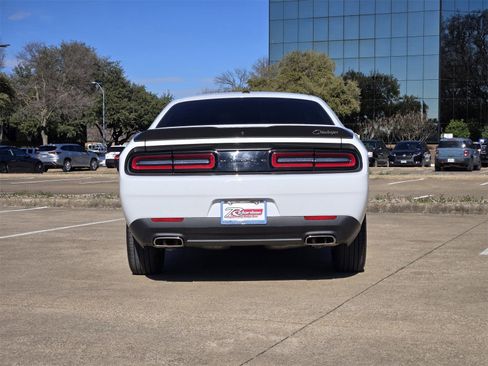 Used 2023 Dodge Challenger SXT w/ Blacktop Package image 5