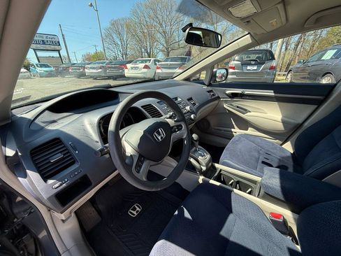 Used 2007 Honda Civic Hybrid Sedan image 9