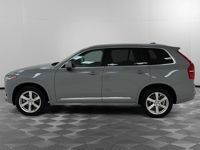 Used 2024 Volvo XC90 B5 Core AWD/4WD image 2