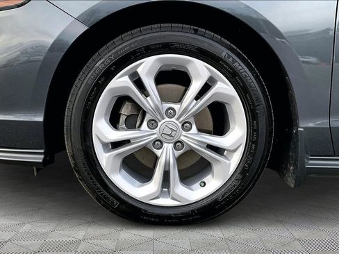 Certified 2025 Honda Accord LX image 21