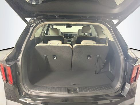 Used 2024 Kia Sorento EX FWD image 29