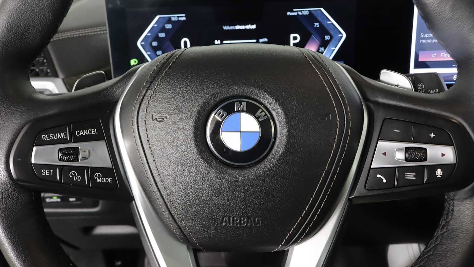Used 2024 BMW X5 xDrive40i w/ Parking Assistance Package AWD/4WD image 17