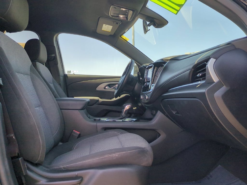 Used 2023 Chevrolet Traverse LT FWD image 35