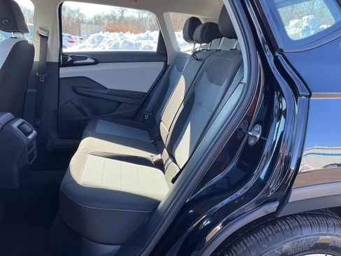 Used 2025 Volkswagen Taos S image 15