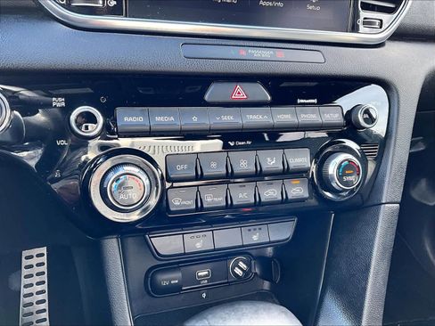 Used 2022 Kia Sportage Nightfall Edition w/ Nighfall AWD Premium Package image 26
