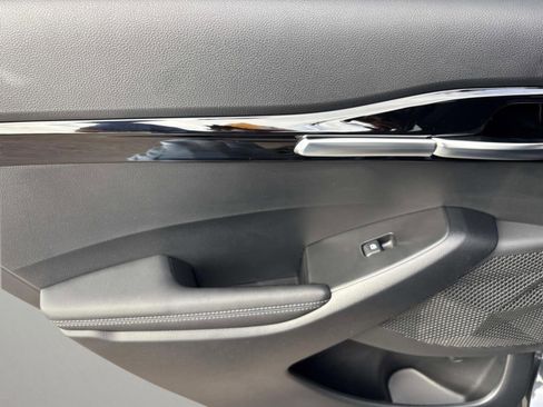 New 2026 Kia Seltos EX image 18